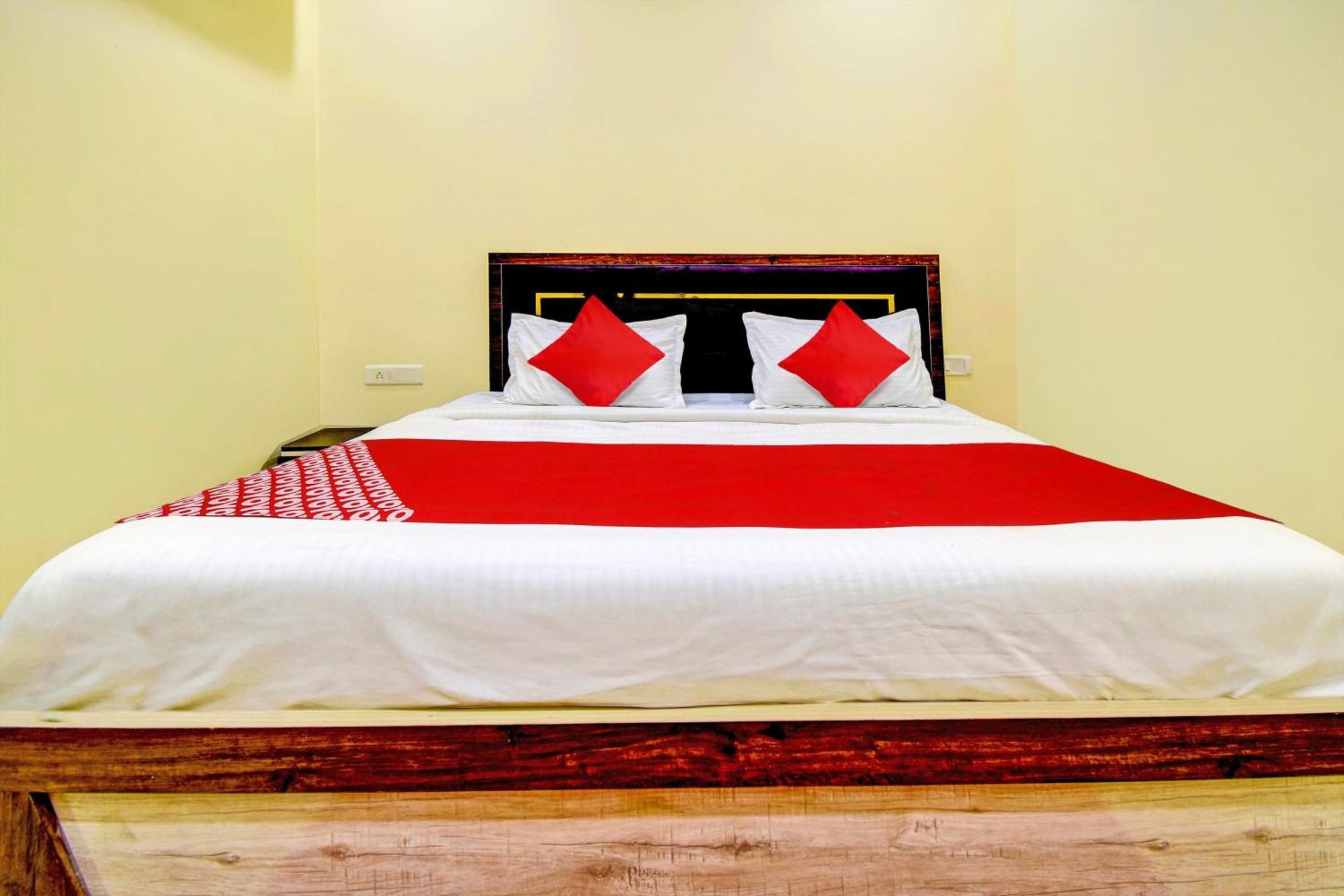 Hotel O Friendship Inn Delhi  Esterno foto